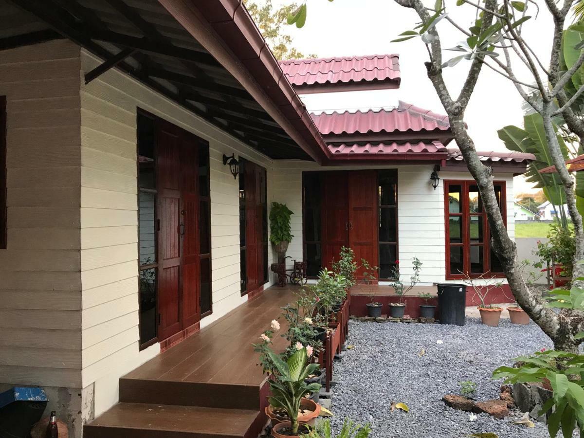 Grandma'S House Apartment Nakhon Nayok Exterior photo