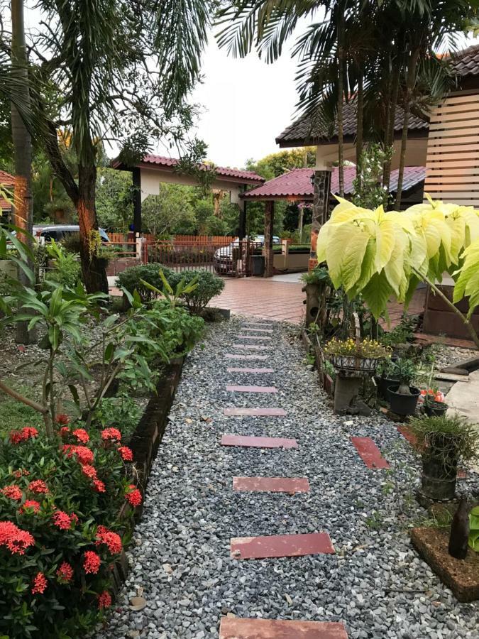 Grandma'S House Apartment Nakhon Nayok Exterior photo